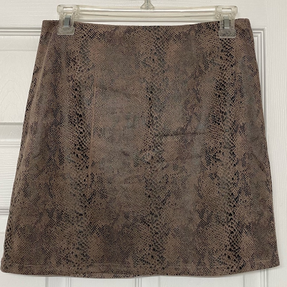 She + Sky Snakeskin Print Leather Look Mini Skirt Sz S